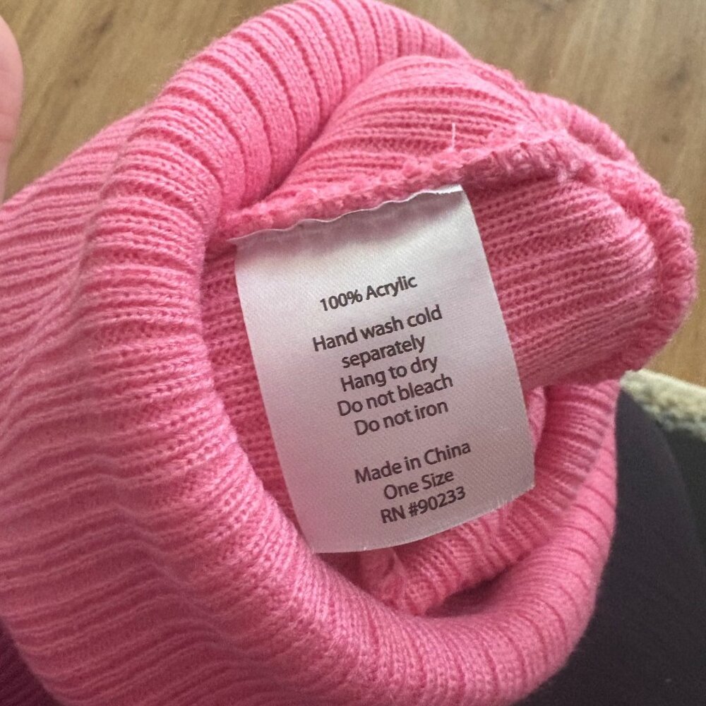 PACSUN Cable Knit Ribbed Beanie Hat Pink Unisex NWT One Size - Picture 5 of 6